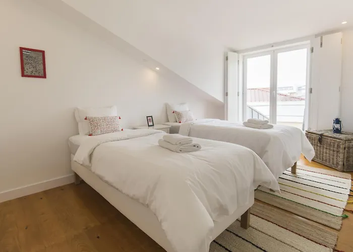 Lovely Duplex With Balcony Apartment Lisbon