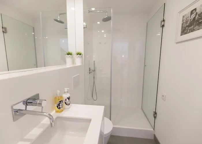 Apartment Lovely Duplex With Balcony Lisbon