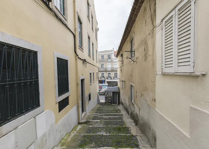 Lovely Duplex With Balcony * Lisbon