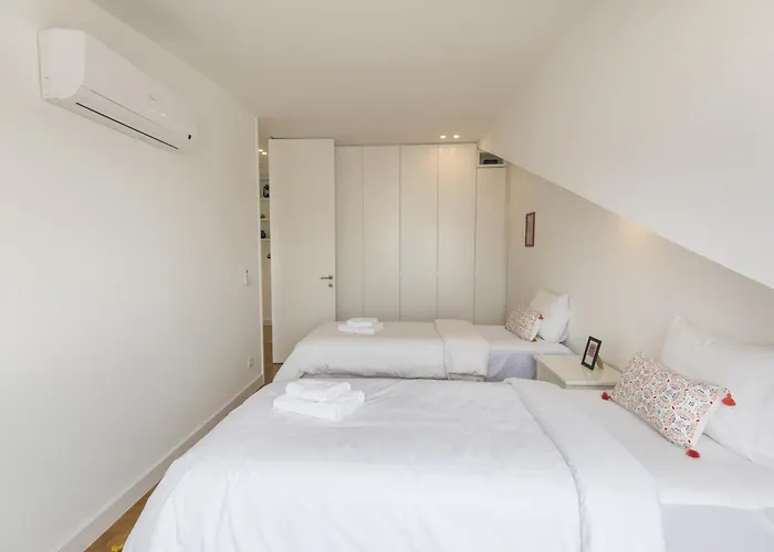 Lovely Duplex With Balcony Apartment Lisbon