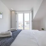 Lovely Duplex With Balcony Lisboa
