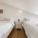 Daire Lovely Duplex With Balcony *