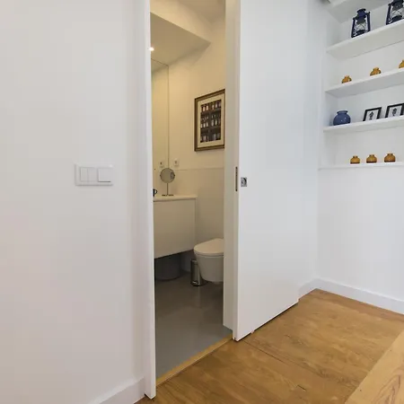 Apartmán Lovely Duplex With Balcony *