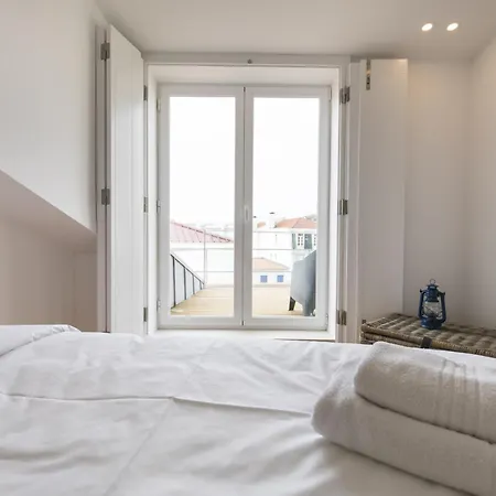 Lejlighed Bright Duplex With Private Terrace In Alcantara Lisboa